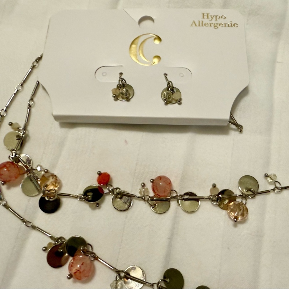 Charming Charlie Set Beaded Necklace & Earrings - Picture 8 of 10